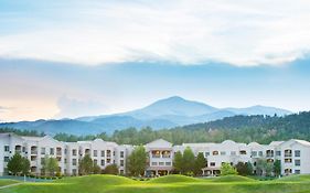 Mcm Elegante Lodge & Resorts